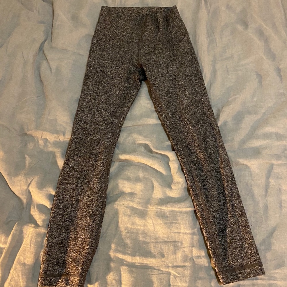 Lulu Wunder Under High Rise 7/8 Tight 25" (size 6) - Picture 2 of 9